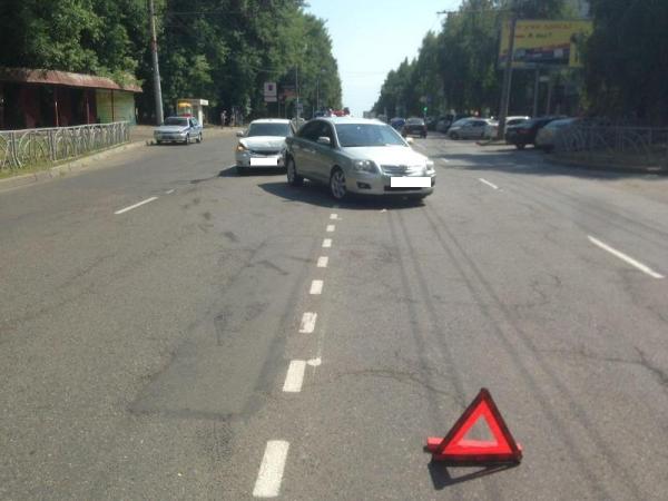 В Ставрополе в столкновении «Приоры» и «Тойоты» пострадала женщина